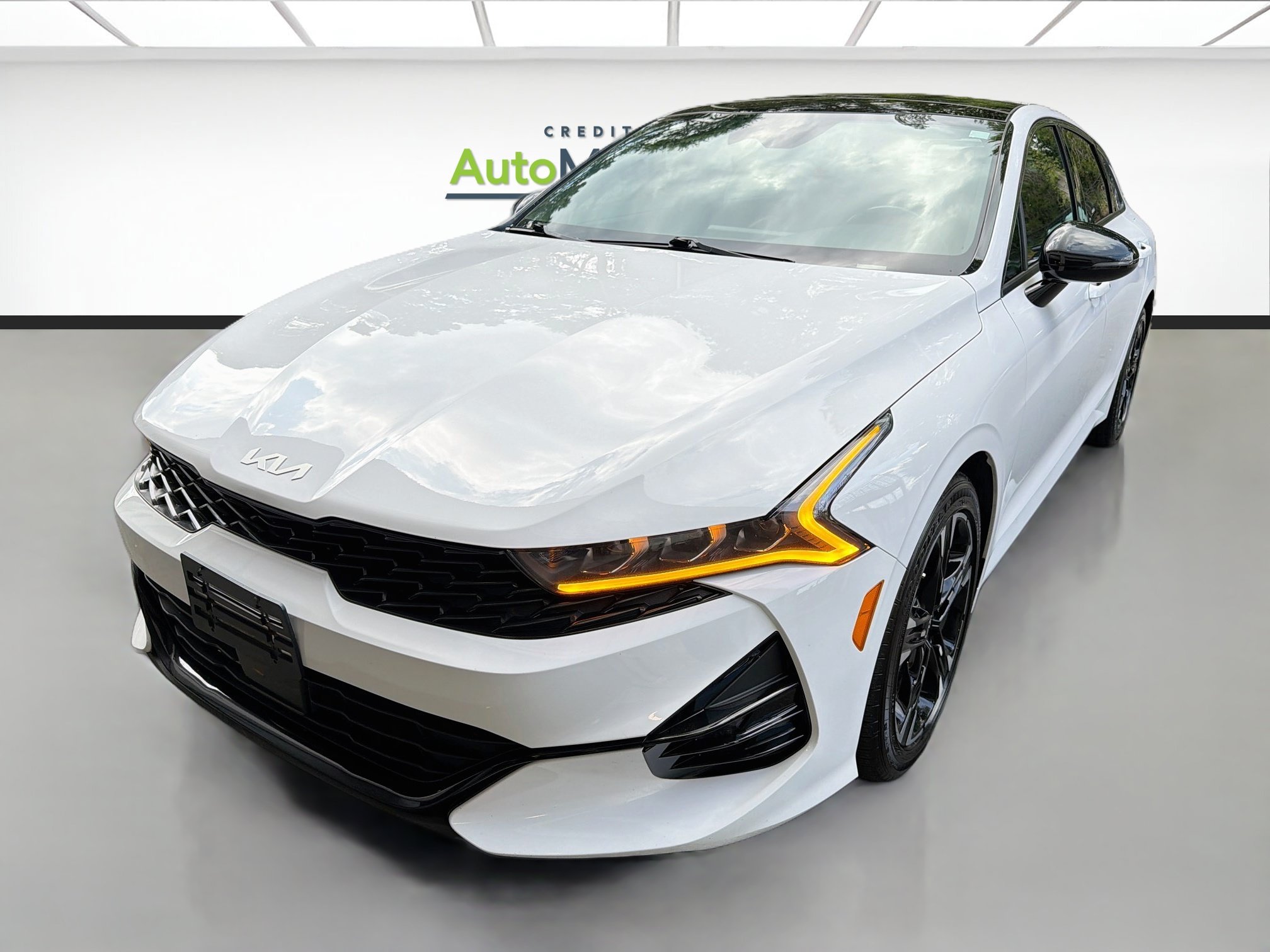 Used 2023 Kia K5 GT-Line FWD image 3