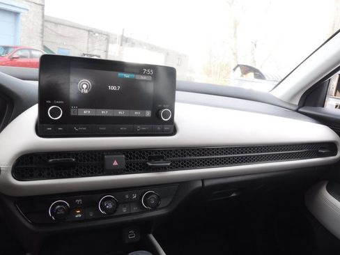 Used 2023 Honda HR-V LX image 18