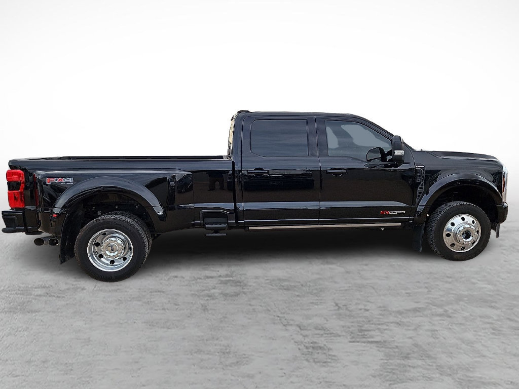 Used 2026 Ford F450 Platinum w/ FX4 Off-Road Package AWD/4WD image 12