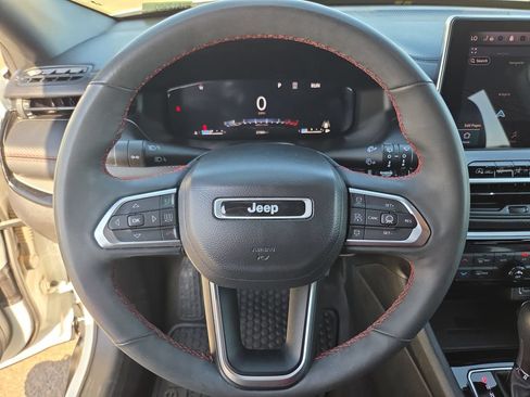 Used 2023 Jeep Compass Trailhawk w/ Trailhawk Elite Group AWD/4WD image 21