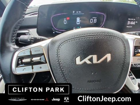 Used 2024 Kia Telluride S AWD/4WD image 22