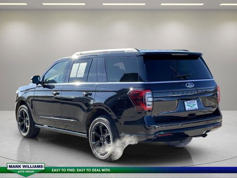 Used 2023 Ford Expedition Limited image 6