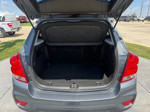 Used 2019 Chevrolet Trax LT w/ LT Convenience Package image 7