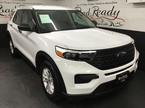 Used 2020 Ford Explorer 4WD image 2