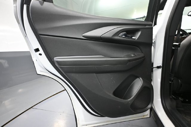 Used 2025 Chevrolet TrailBlazer RS w/ Convenience Package FWD image 27