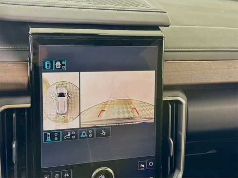 New 2026 GMC Acadia Denali Ultimate w/ LPO, Floor Liner Package image 9