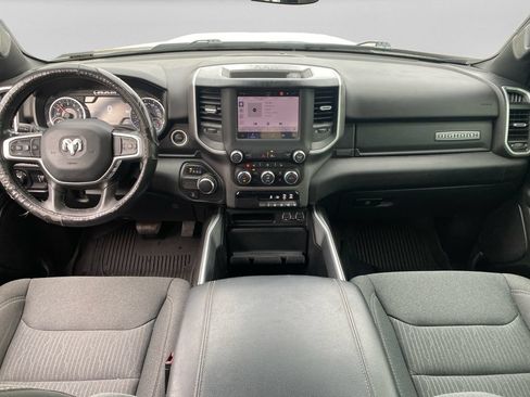 Used 2022 RAM 1500 Big Horn w/ Night Edition RWD image 14