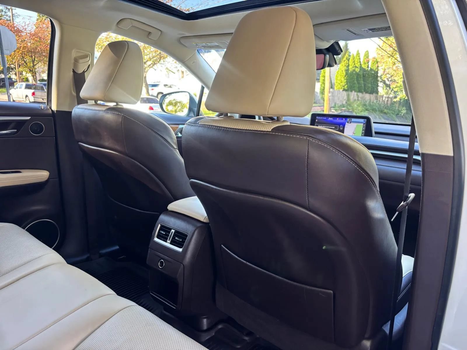 Used 2018 Lexus RX 350 AWD w/ Premium Package image 30