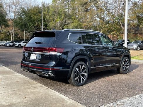 New 2026 Volkswagen Atlas SEL Premium R-Line AWD/4WD image 3