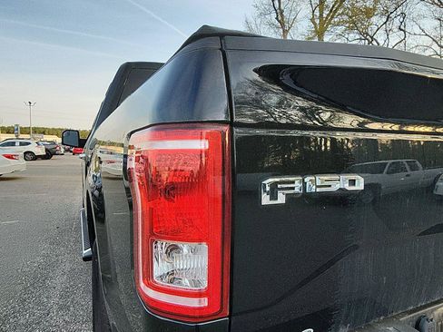 Used 2017 Ford F150 XLT w/ Equipment Group 301A Mid image 10