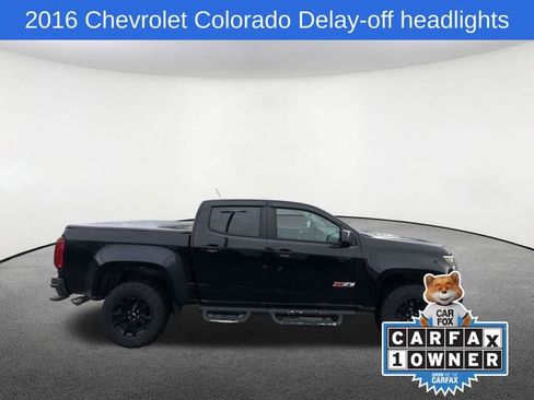 Used 2016 Chevrolet Colorado Z71 w/ Z71 Midnight Edition image 29