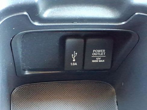 Used 2017 Honda CR-V LX image 17