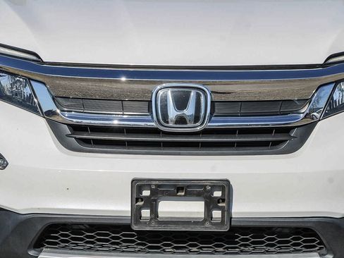 Used 2020 Honda Pilot EX image 7