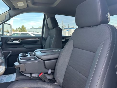 Used 2025 Chevrolet Silverado 2500 LT w/ Convenience Package AWD/4WD image 23