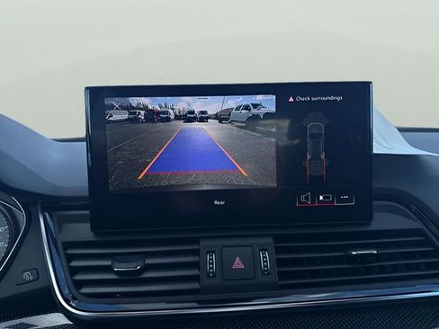 Used 2022 Audi SQ5 Premium w/ Convenience Package image 20