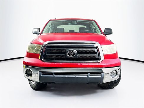 Used 2013 Toyota Tundra 4x4 CrewMax w/ SR5 Pkg image 5