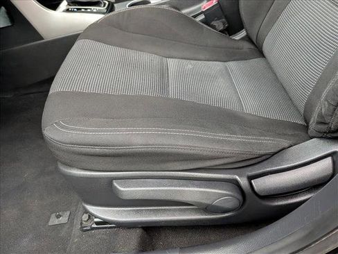 Used 2013 Hyundai Elantra GT FWD image 10