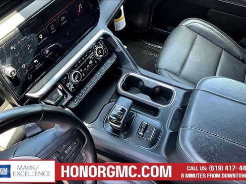 Used 2023 GMC Sierra 1500 Denali AWD/4WD image 19