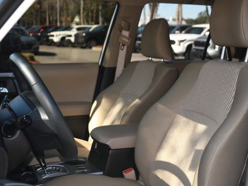 Used 2018 Toyota 4Runner SR5 image 11