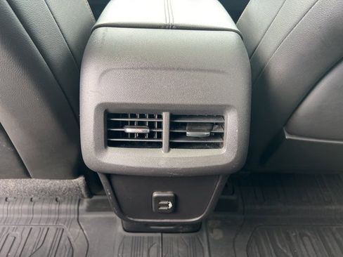 Used 2021 GMC Terrain SLT w/ Infotainment Package II image 19