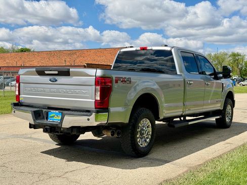 Used 2022 Ford F350 XLT w/ XLT Premium Package AWD/4WD image 6