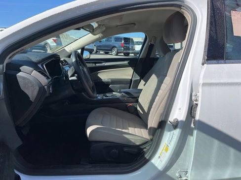 Used 2019 Ford Fusion S image 5