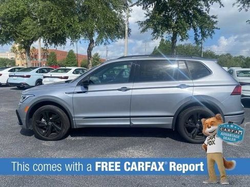 Used 2024 Volkswagen Tiguan SE R-Line AWD/4WD image 2