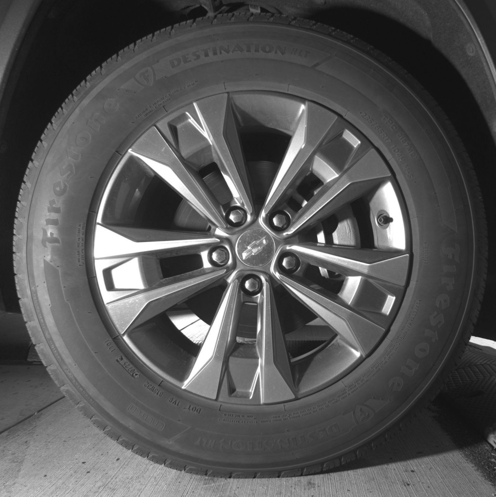 Used 2025 Chevrolet Equinox LT FWD image 15