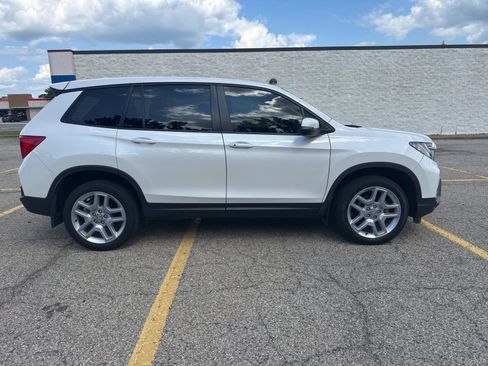 Used 2025 Honda Passport EX-L image 23