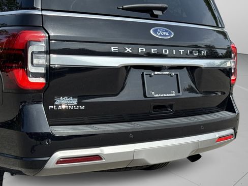 Used 2022 Ford Expedition Platinum AWD/4WD image 36