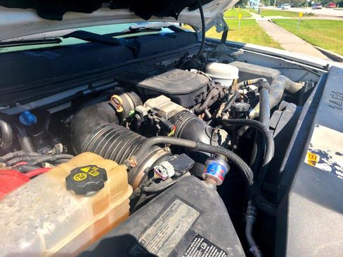 Used 2011 Chevrolet Silverado 2500 W/T image 14