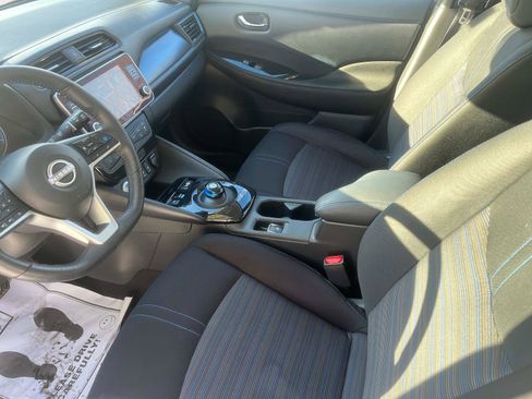 Certified 2024 Nissan Leaf SV Plus image 20
