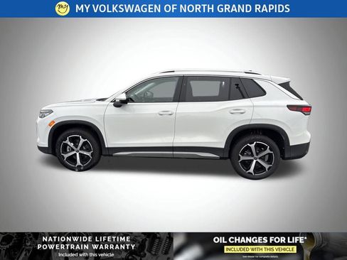 New 2026 Volkswagen Tiguan SE image 6