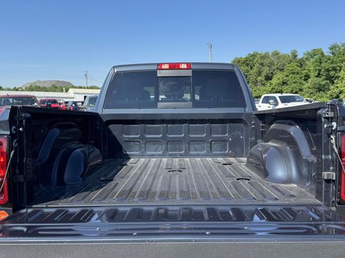 New 2026 RAM 2500 Tradesman AWD/4WD image 16