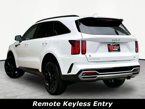 Used 2023 Kia Sorento SX AWD/4WD image 4