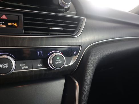 Used 2022 Honda Accord EX-L image 51