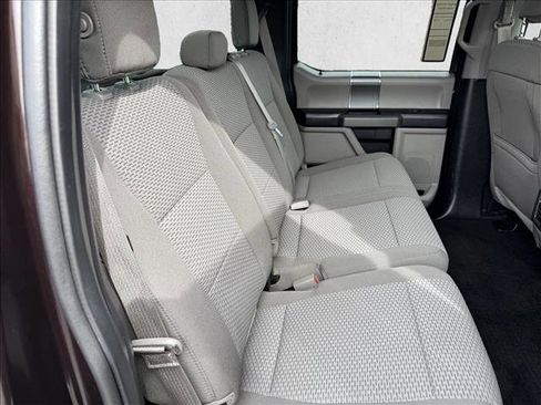 Used 2018 Ford F150 XLT w/ XTR Package image 16