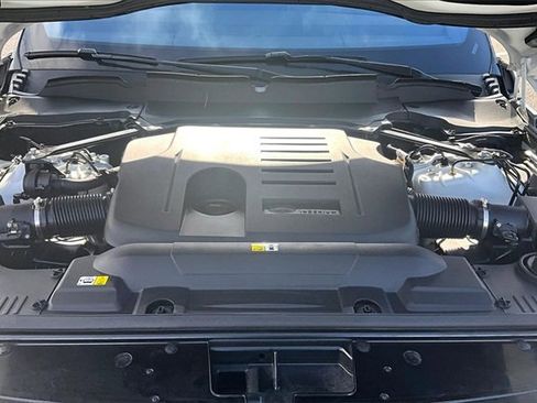 Used 2022 Land Rover Range Rover Westminster Edition image 31