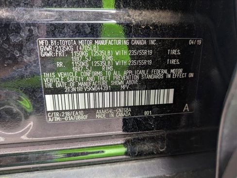 Used 2019 Toyota RAV4 Limited image 24