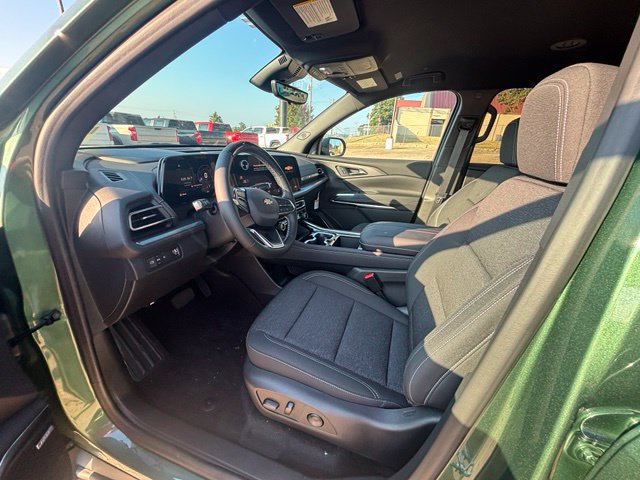 New 2027 Chevrolet Traverse LT w/ Enhanced Driving Package FWD image 11