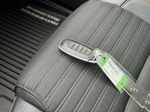 Used 2025 Nissan Pathfinder Rock Creek image 40