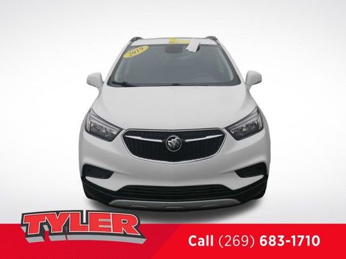 Used 2019 Buick Encore Preferred FWD image 2