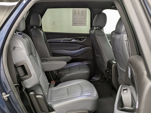 Used 2023 Buick Enclave Essence AWD/4WD image 30