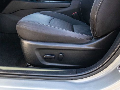 Used 2022 Nissan Altima 2.5 SV FWD image 17