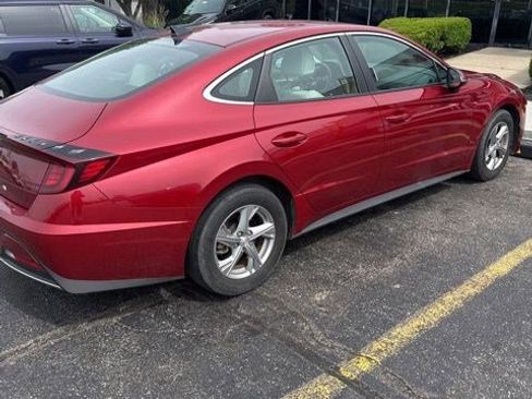 Used 2023 Hyundai Sonata SE w/ Cargo Package FWD image 2