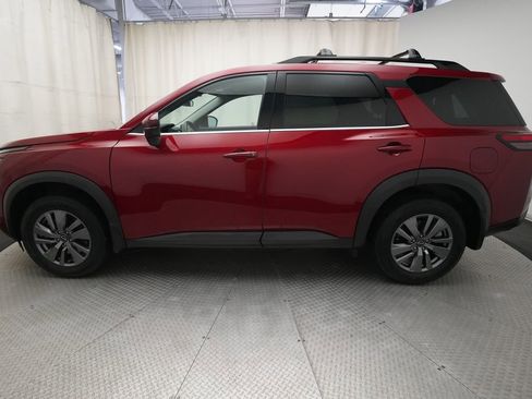 Certified 2024 Nissan Pathfinder SV AWD/4WD image 23
