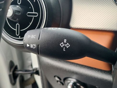 Used 2022 MINI Cooper S w/ Signature Upholstery Package image 23