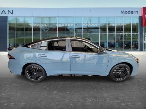 New 2026 Nissan Sentra SR image 4