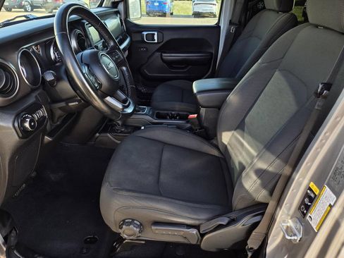 Used 2020 Jeep Wrangler Unlimited Sport S AWD/4WD image 27
