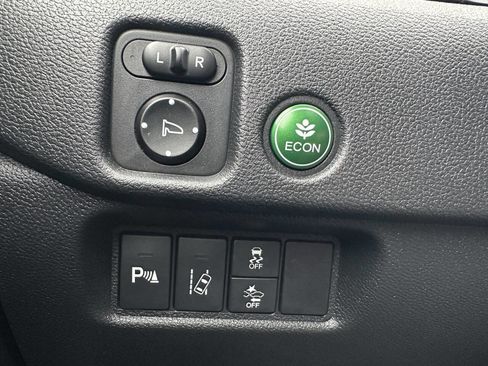 Used 2017 Honda Pilot Elite image 31